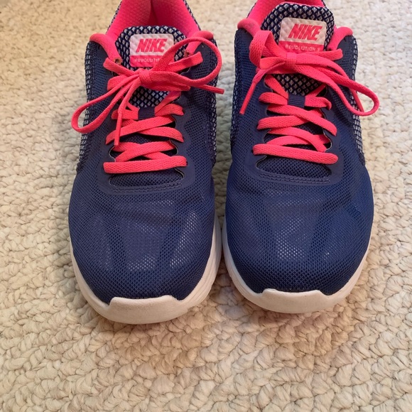 Nike Shoes - Nike Revolution running shoes